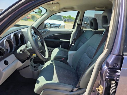 Used 2007 Chrysler PT Cruiser Touring w/ Fleet Value Group I image 6