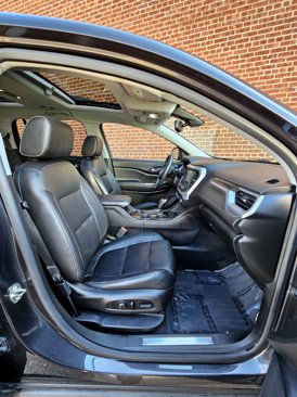 Used 2017 GMC Acadia SLT image 10