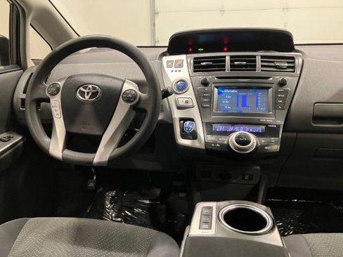 Used 2012 Toyota Prius V Five image 34