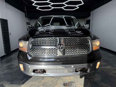 Used 2014 RAM 1500 Laramie w/ Convenience Group image 3