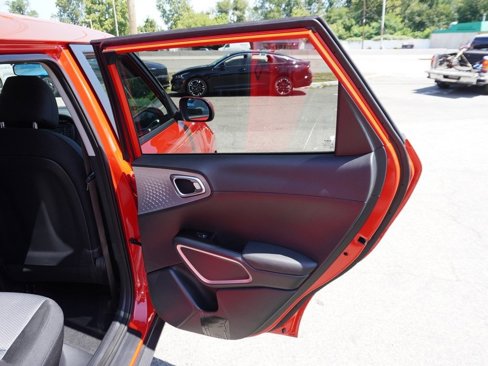 Used 2023 Kia Soul LX w/ LX Technology Package image 24