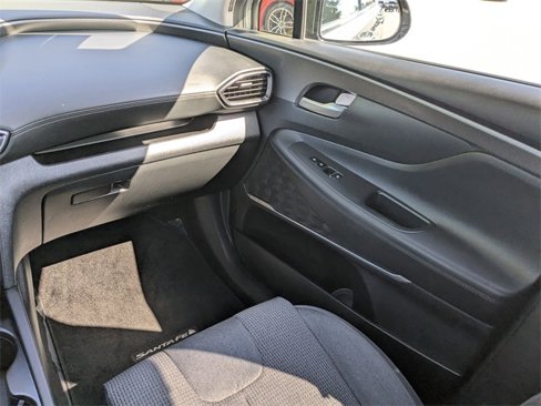 Used 2019 Hyundai Santa Fe SEL image 16