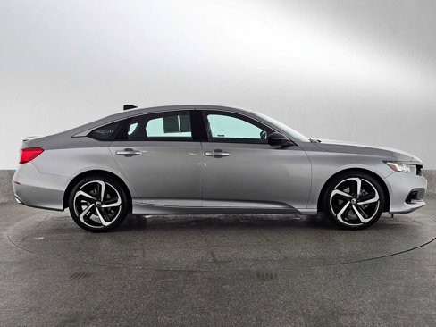 Used 2022 Honda Accord Sport image 8