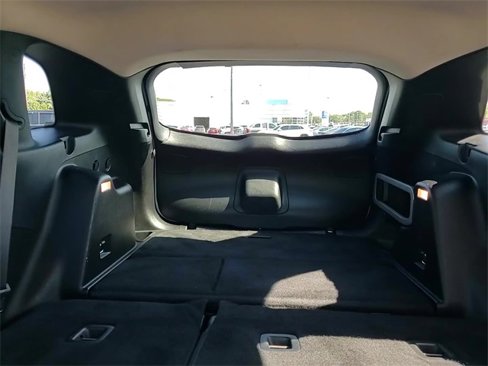 Used 2015 Jeep Cherokee Latitude w/ Comfort/Convenience Group image 26