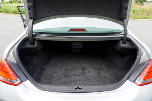 Used 2005 Toyota Avalon XL image 12