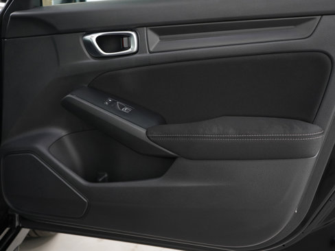 Used 2023 Honda Civic Sport image 9