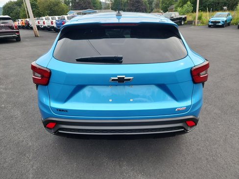 New 2025 Chevrolet Trax RS image 7
