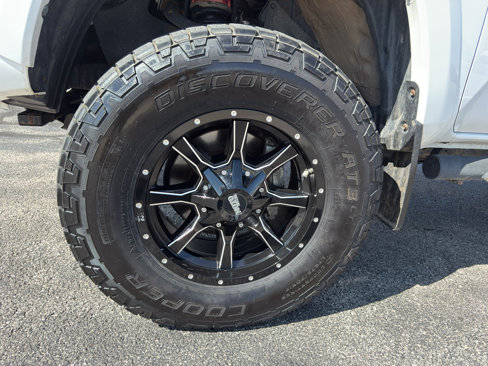 Used 2018 Toyota Tacoma SR5 image 9