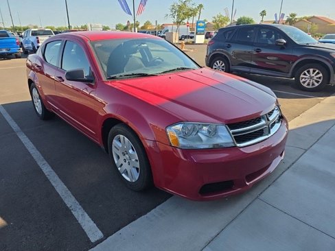 Used 2012 Dodge Avenger SE image 3