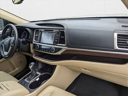 Used 2015 Toyota Highlander Limited Platinum image 20