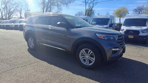 Certified 2022 Ford Explorer XLT w/ Equipment Group 202A image 2