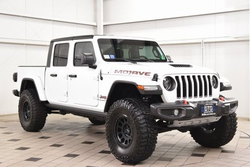 Used 2023 Jeep Gladiator Mojave w/ LED Lighting Group image 1