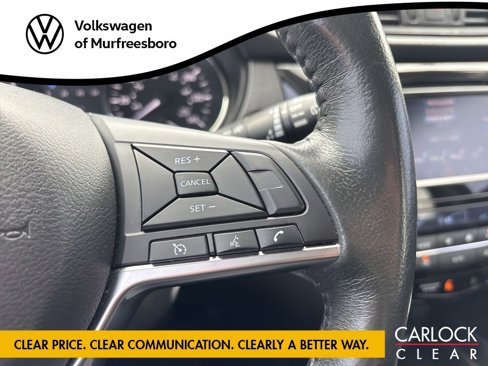 Used 2018 Nissan Rogue SV image 18