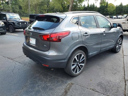 Used 2017 Nissan Rogue Sport SL w/ SL Premium Package image 4