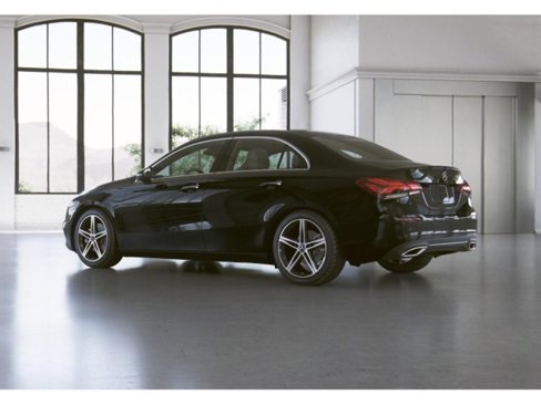 Certified 2022 Mercedes-Benz A 220 4MATIC image 30