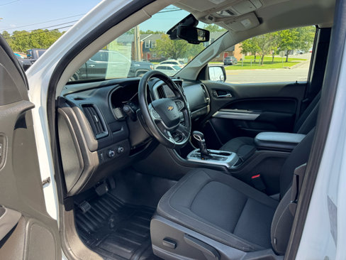 Used 2022 Chevrolet Colorado LT w/ Fleet Safety Package image 18