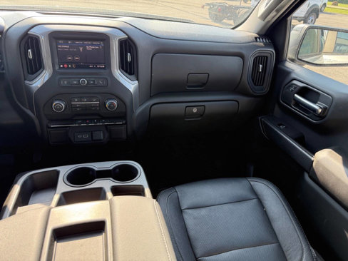 Used 2021 Chevrolet Silverado 1500 Custom image 28