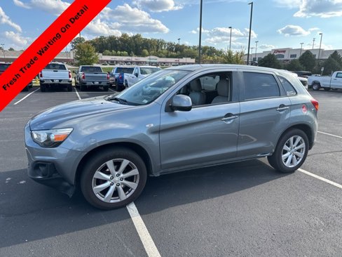 Used 2013 Mitsubishi Outlander Sport ES image 1