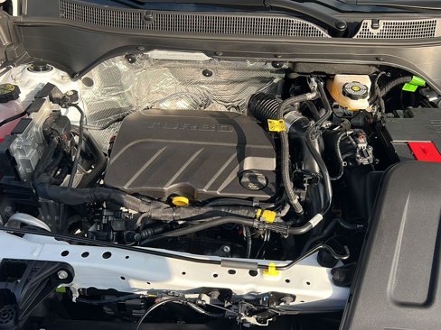 New 2025 Chevrolet Trax LT w/ Driver Confidence Package image 33