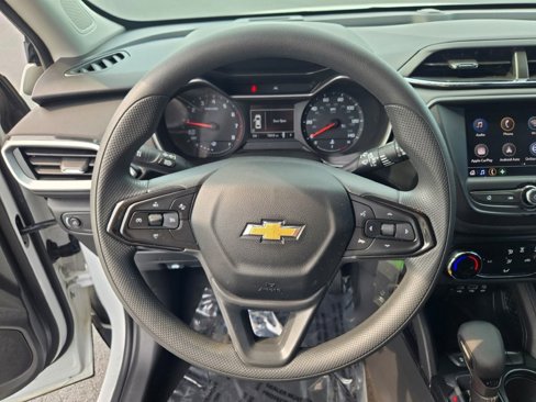 Used 2022 Chevrolet TrailBlazer LS image 29