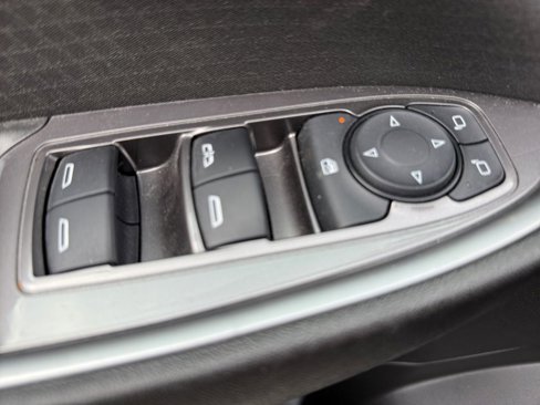 Used 2023 Chevrolet Malibu LT image 13