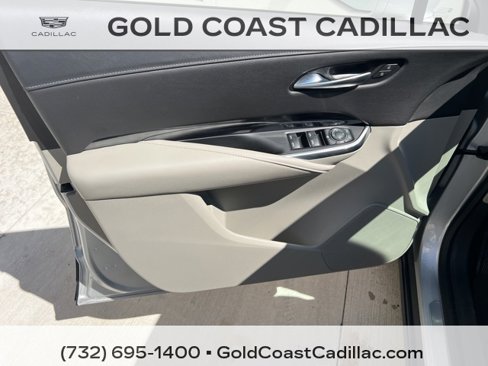 Used 2020 Cadillac XT4 Luxury w/ Cold Weather Package image 15