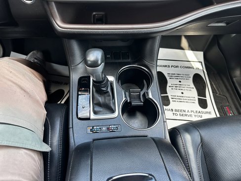 Used 2017 Toyota Highlander Limited Platinum image 71