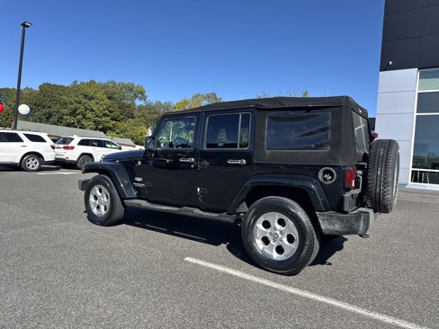 Used 2013 Jeep Wrangler Unlimited Sahara image 7