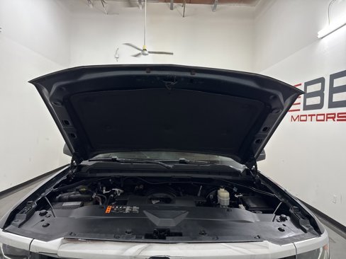 Used 2019 Chevrolet Silverado 1500 LT image 5