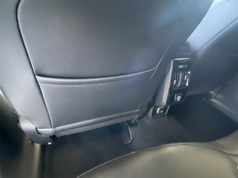 Certified 2024 Jeep Compass Latitude image 42
