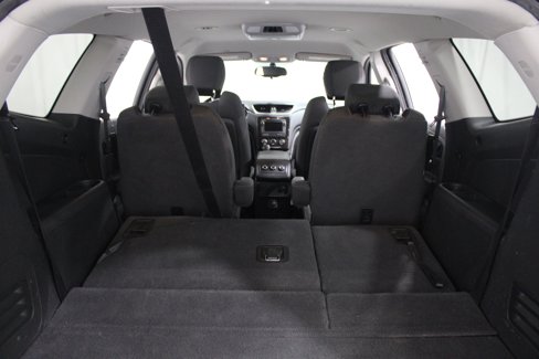 Used 2017 Chevrolet Traverse LT image 25