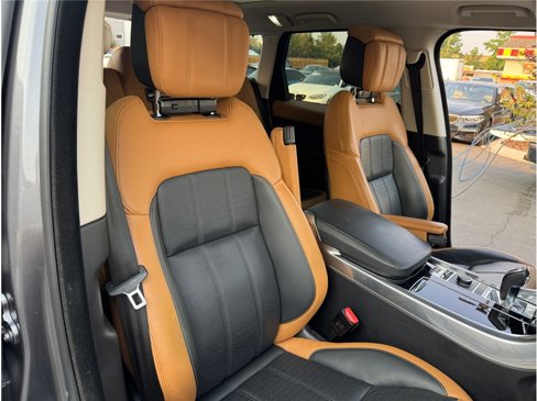 Used 2019 Land Rover Range Rover Sport HSE Dynamic image 31