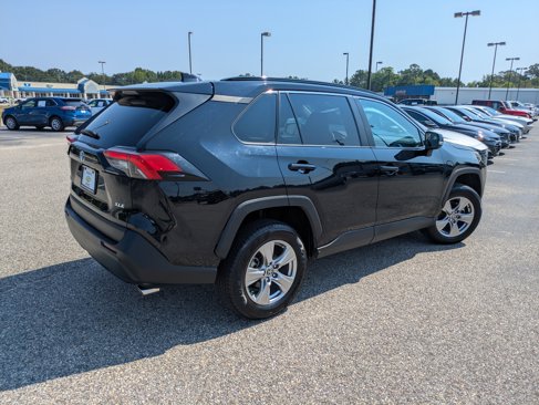 Used 2023 Toyota RAV4 XLE image 5