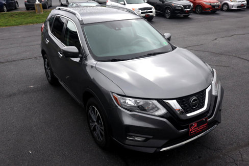 Used 2018 Nissan Rogue SL image 12