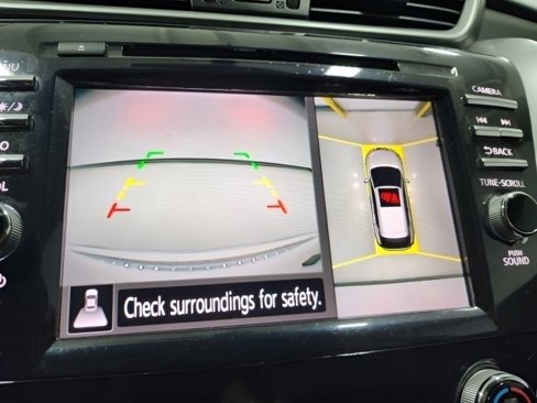 Used 2019 Nissan Murano SV w/ Premium Package image 3