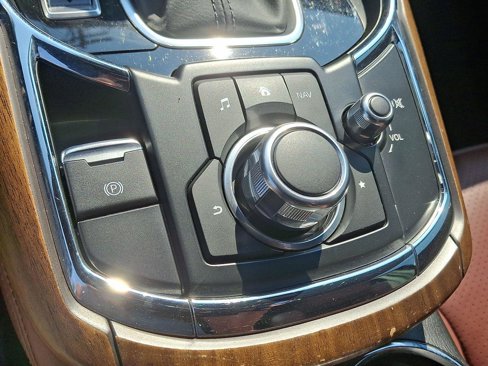 Used 2018 MAZDA CX-9 Signature image 25