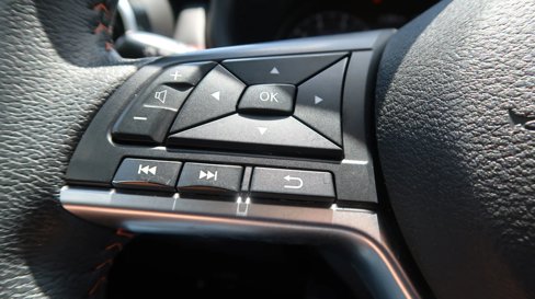 Used 2023 Nissan Kicks SR w/ SR Premium Package image 38
