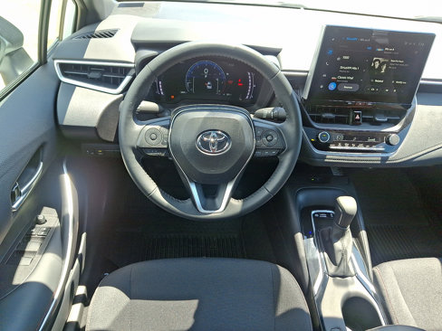 Certified 2025 Toyota Corolla SE image 11