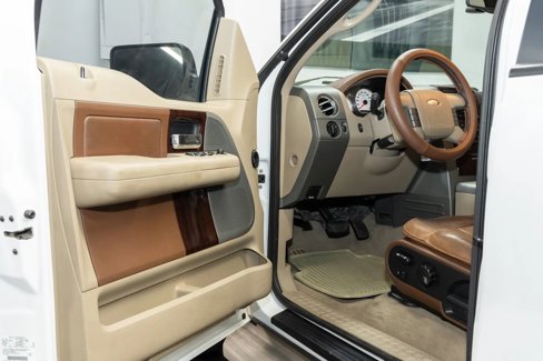 Used 2005 Ford F150 King Ranch image 12