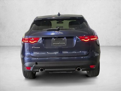 Used 2018 Jaguar F-PACE Prestige image 7