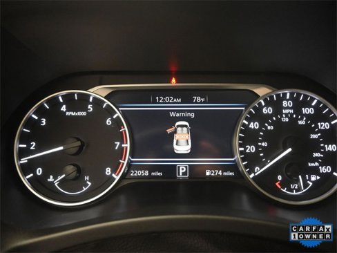 Used 2025 Nissan Sentra SR w/ SR Premium Package image 3