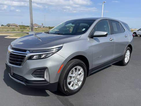 Used 2023 Chevrolet Equinox LT w/ Driver Convenience Package image 1