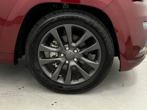 Certified 2019 Jeep Grand Cherokee High Altitude image 36