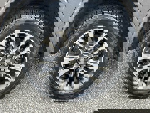 Used 2018 Jeep Grand Cherokee Overland image 17