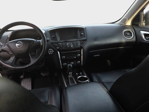 Used 2014 Nissan Pathfinder Platinum w/ Platinum Premium Package image 11