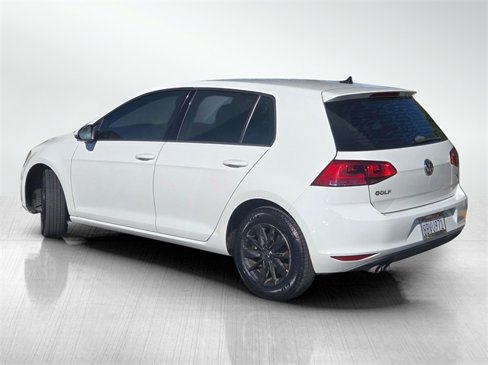 Used 2017 Volkswagen Golf S image 6