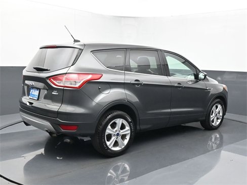 Used 2015 Ford Escape SE image 5