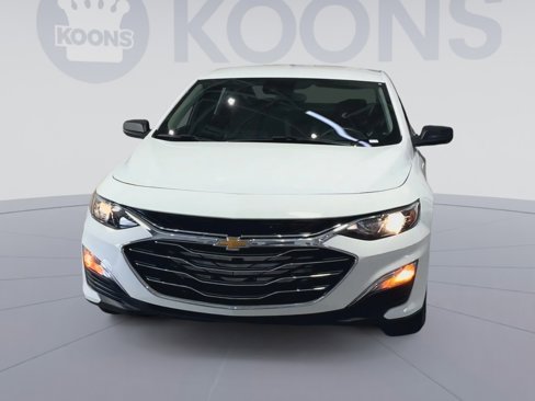 Used 2023 Chevrolet Malibu LS image 4