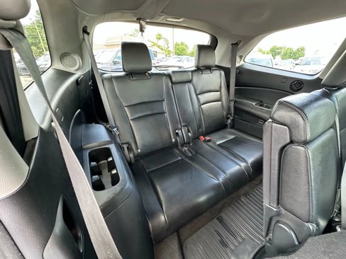 Used 2017 Honda Pilot Touring image 15