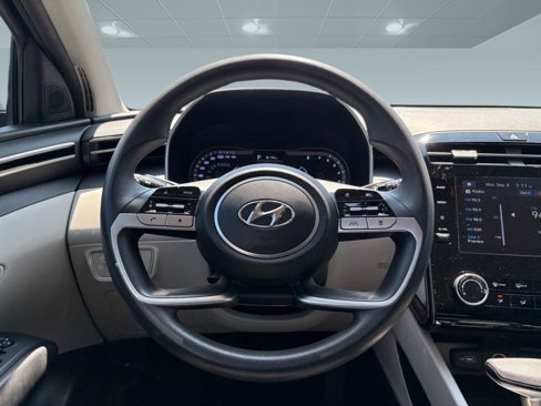Used 2022 Hyundai Tucson SEL w/ Cargo Package image 16